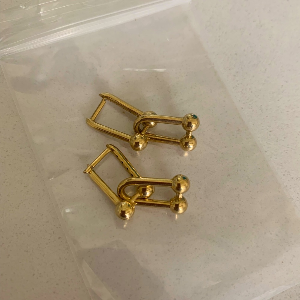 18K Saudi gold